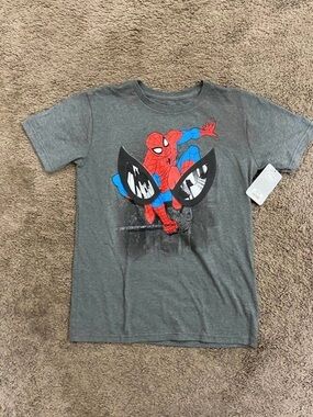Boys Disney Store Spiderman Shirt Size large 10/12 NWT